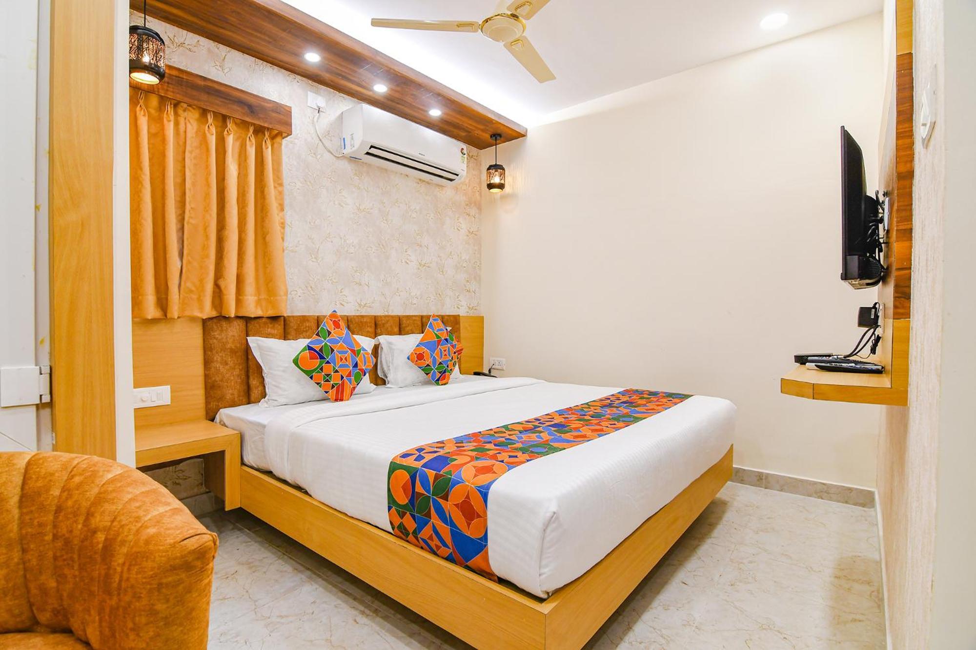 Fabhotel Sonali Golden Palace - Nr Bhubaneswar Railway Station Extérieur photo