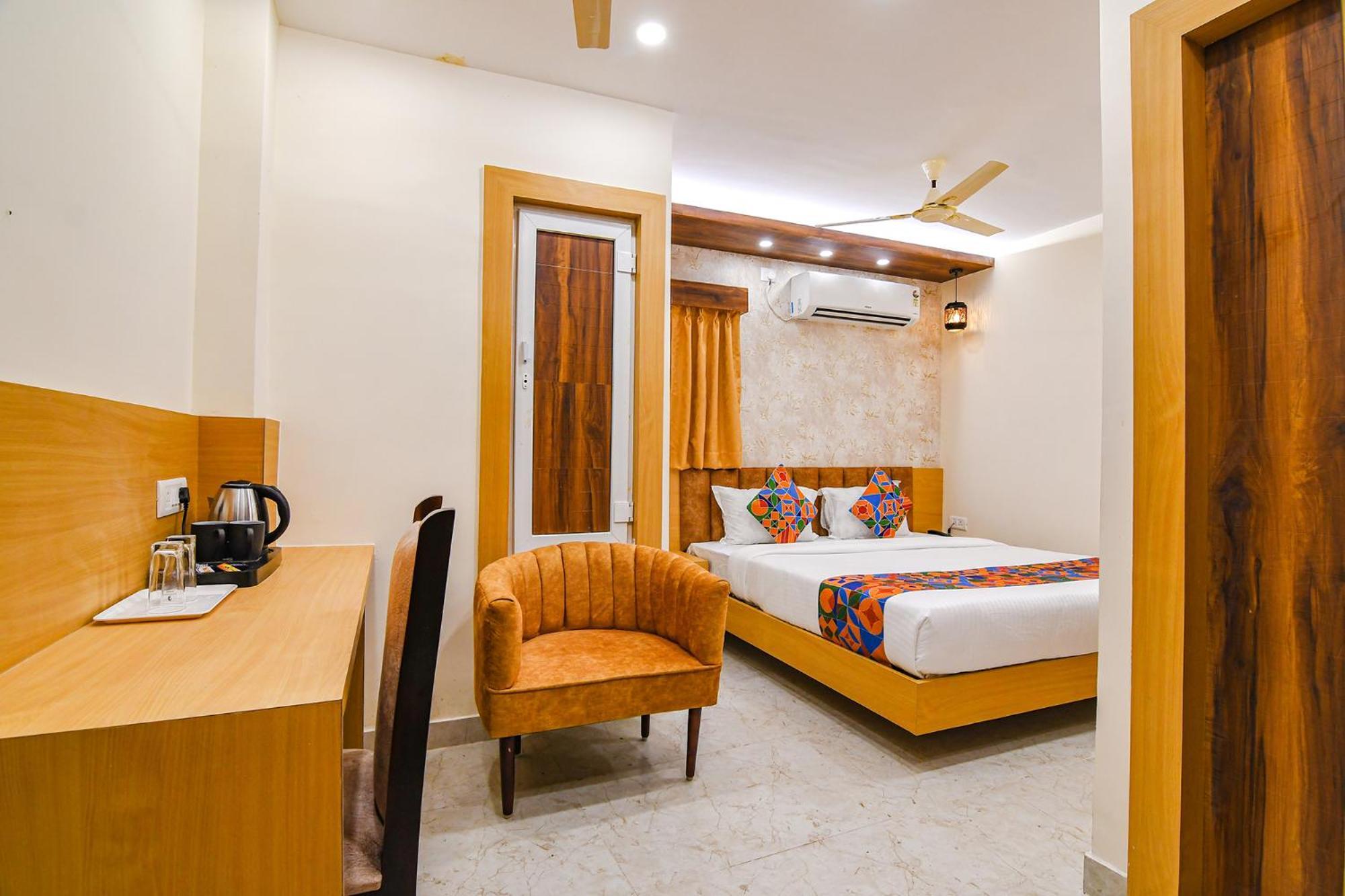 Fabhotel Sonali Golden Palace - Nr Bhubaneswar Railway Station Extérieur photo